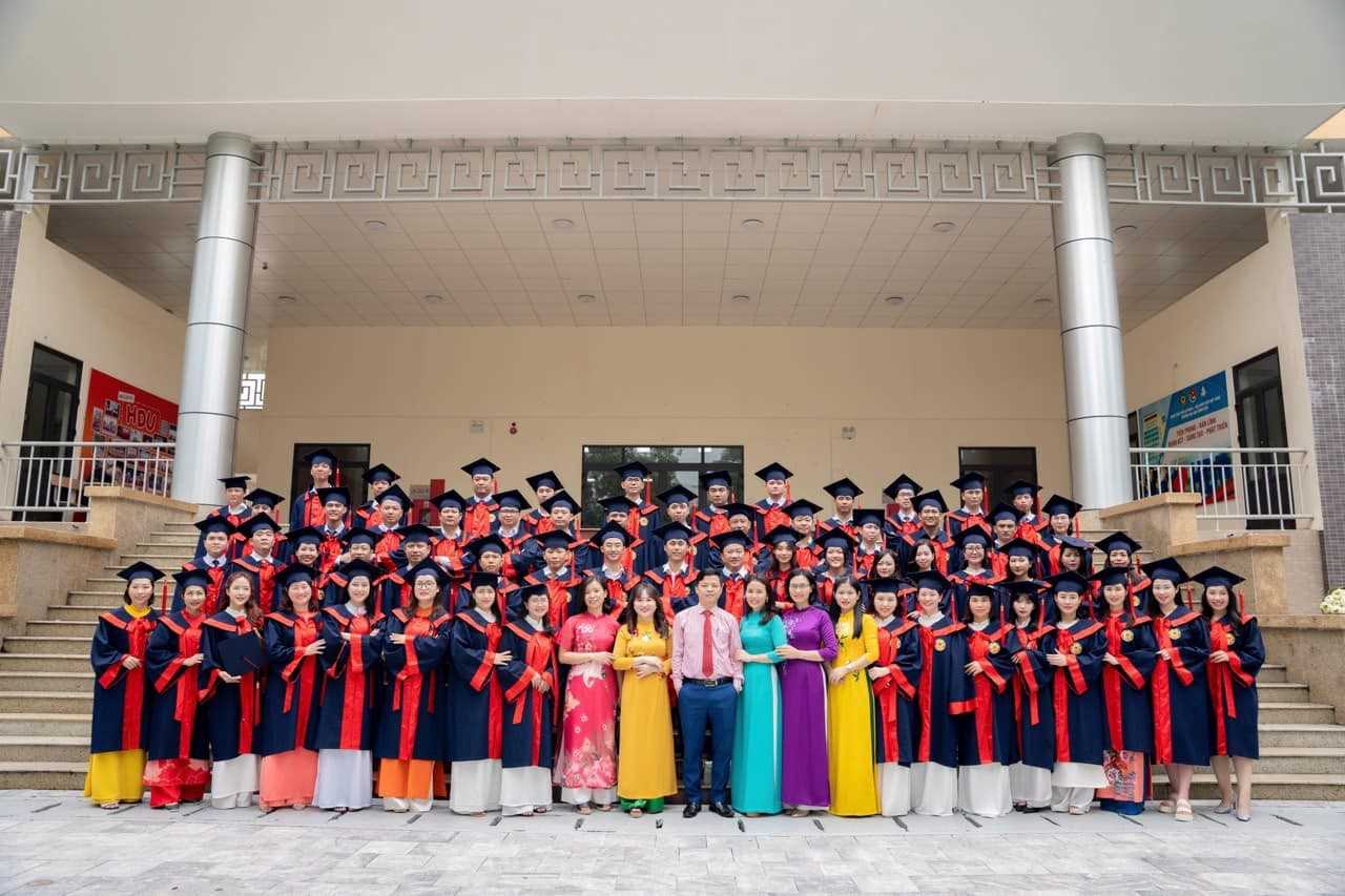 THE DEMAND FOR BUSINESS ADMINISTRATION HUMAN RESOURCES IS RAPIDLY INCREASING – MANY OPPORTUNITIES FOR STUDENTS OF HONG DUC UNIVERSITY